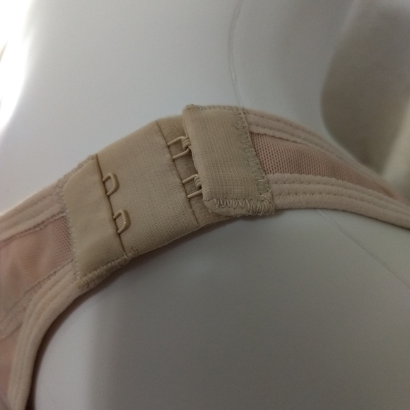 Post Surgery Bra/ Gluteus enhancement Shorts - Picture 4 of 9